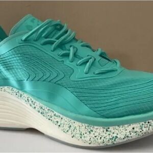 Athletic Propulsion Labs (APL) Women's Streamline Running